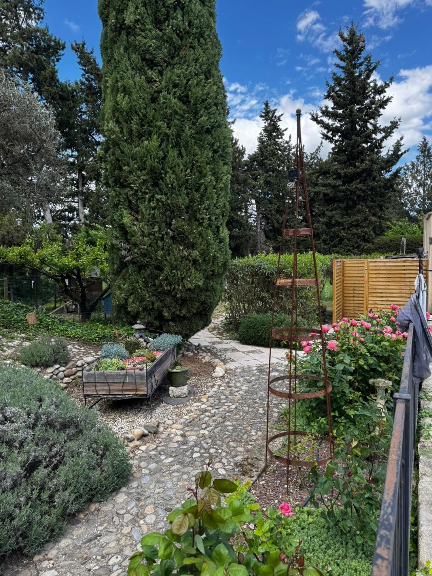 Apartamento Mas Saint Antoine Rognonas Exterior foto