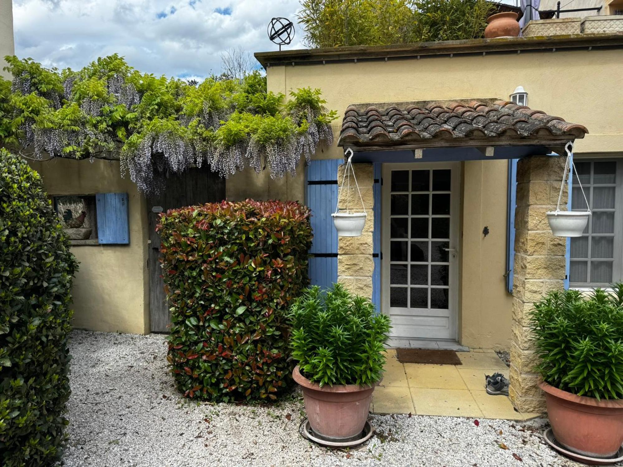 Apartamento Mas Saint Antoine Rognonas Exterior foto